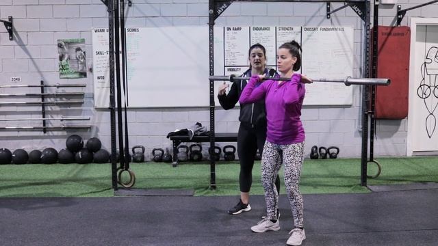 Crossfit treino - Como fazer PUSH JERK смотреть онлайн
