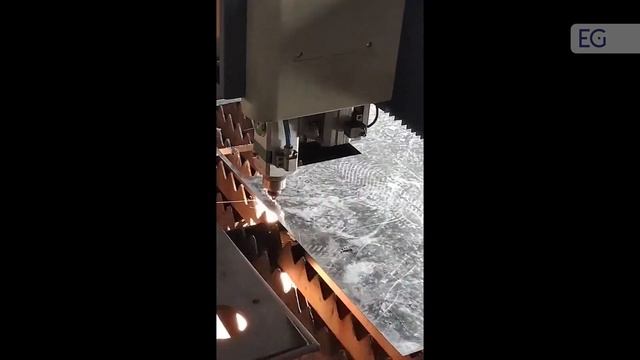 Лазерный станок для резки металла LT-F3015 смотреть онлайн