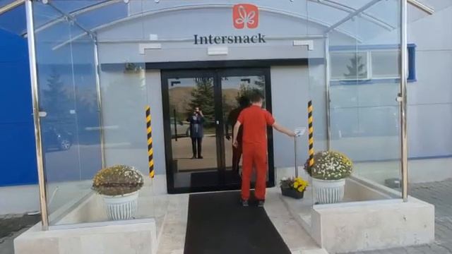 Uși Glisantă Automată cu sistem break-out - Portalp смотреть онлайн