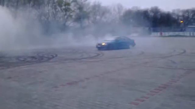BMW M3 E46 LAGUNA SECA BLUE DONUTS смотреть онлайн