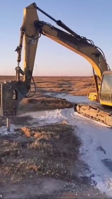 Work With Real Excavator 124 смотреть онлайн