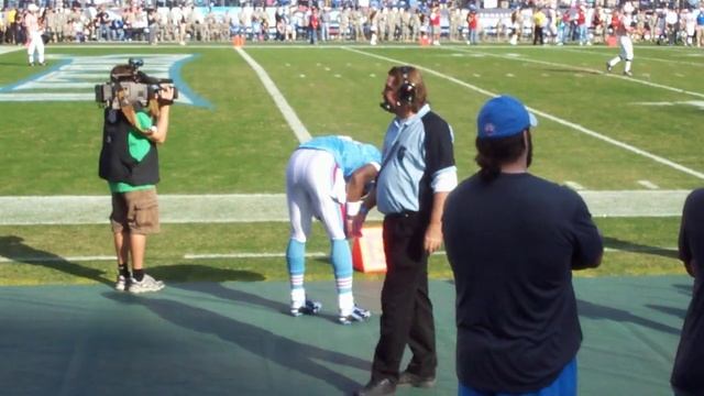 Vince Young in Houston Oilers Uniform in Titans Bills game смотреть онлайн
