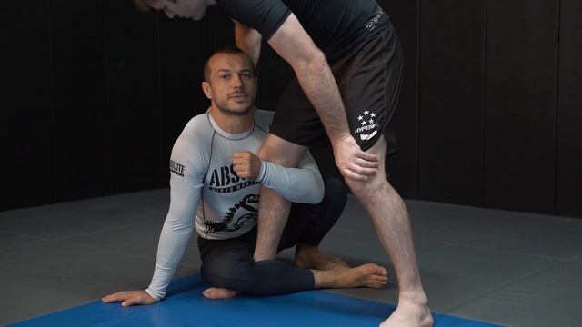 2 - Standing Opponent - Single Leg Sweep