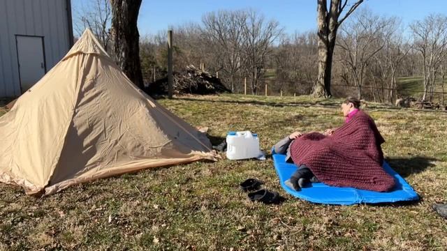 Thick Insulated Sleeping Pad Wide Sleeping pad for Tent Traveling and Family Camping Deluxe Series смотреть онлайн
