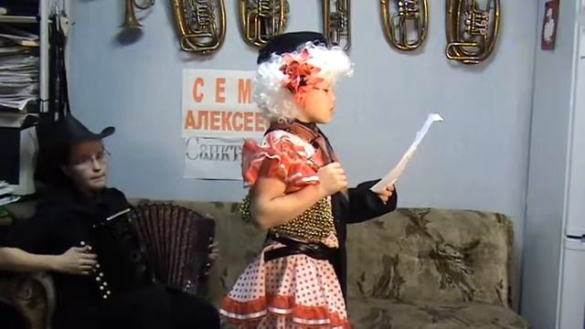 ИГРАЙ ГАРМОНЬ Бабка Любка Егор Звезда АЛЕКСЕЕВЫ MPG смотреть онлайн