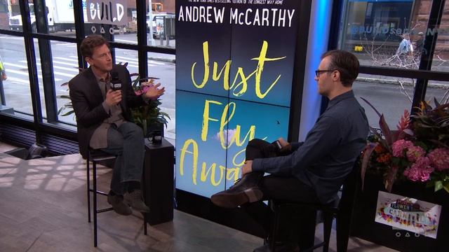 Andrew McCarthy Reflects On "Weekend at Bernie's" смотреть онлайн