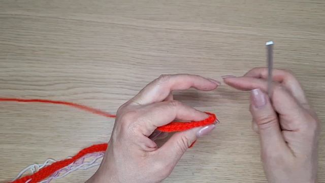 Плотный узор крючком для начинающих. Как начать вязать крючком сразу готовое изделие. смотреть онлайн