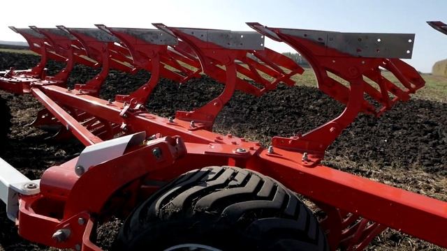 Обзор плуга Pottinger (Пёттингер) SERVO T6000