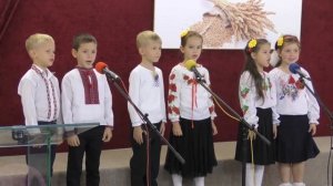 Иду по широкому полю и вижу вокруг чудеса...