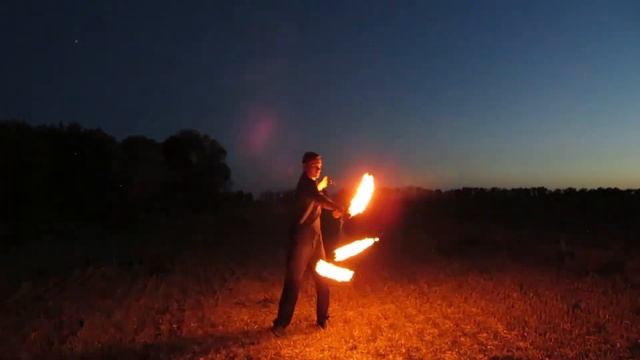 Фаер-шоу. Огненный перформанс Жонглирование огнем