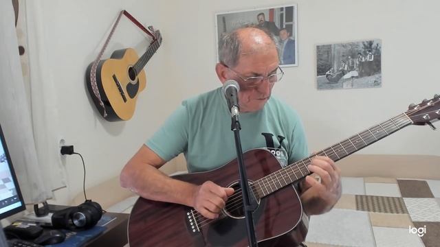 Менi не спиться,  романс, изпълнява Е. Гечев