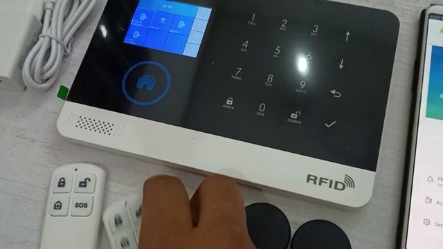Tuya Smart WiFi GSM Security Alarm System смотреть онлайн