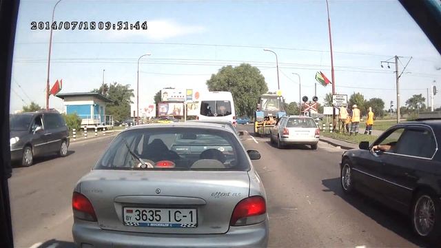 Переезд на Бр.Дивизий открыт смотреть онлайн