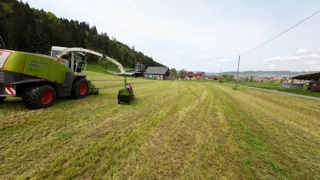 Neuer Claas Jaguar 850 für Lohnunternehmer Kaufmann Ueli 🇨🇭 смотреть онлайн