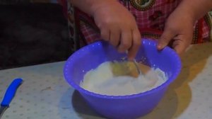 Сын мамы пенсионерки не работает кушает в шапке с руки и не пользуется столовыми приборами ДЕРЕВНЯ