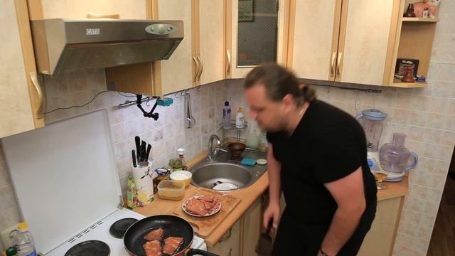 #03 - ОТБИТАЯ ШЕЯ смотреть онлайн