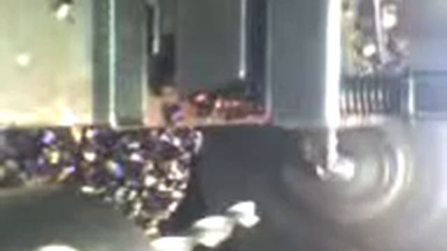 Центровка заготовки с помощью резца 2 смотреть онлайн