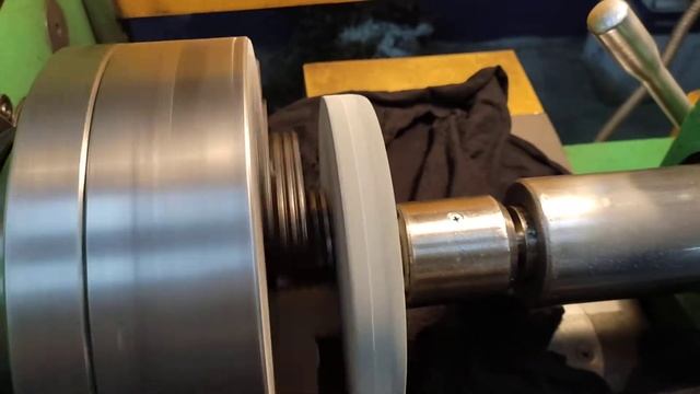 Правка наждачного камня ЭЛЬБОРОМ на токарном станке. смотреть онлайн