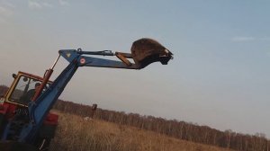 Весенний коп металла трактором ЮМЗ 2621 .15 апреля 2022 г.