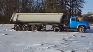 Зил тягач с 40кубовым прицепом