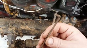 Проблема с креплением мотора ДТ 75 и ее решение