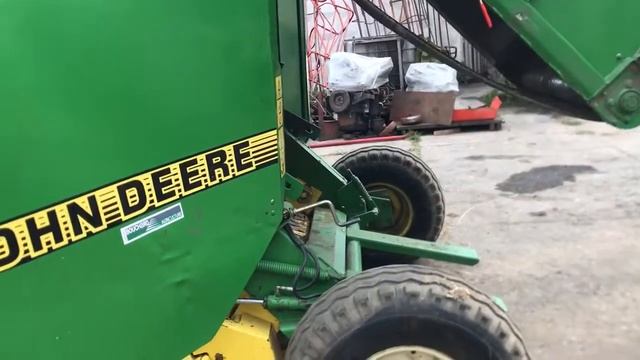 Пресс-подборщик рулонный ременной Джон Дир John Deere 580 из Европы с доставкой без предоплаты смотреть онлайн