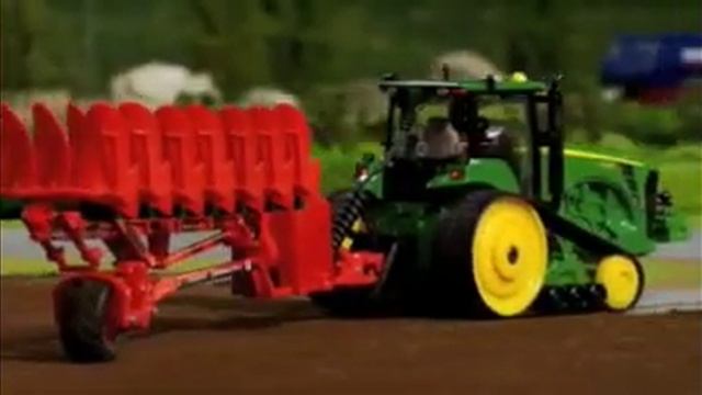 MOMAmini SIKU Radio control Tractor John Deere 8430T смотреть онлайн
