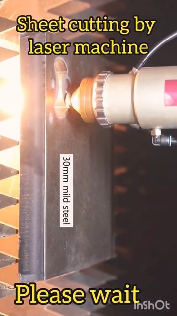 sheet cutting by laser machine #lasermachine #engineering #technology #machines #ytshorts смотреть онлайн