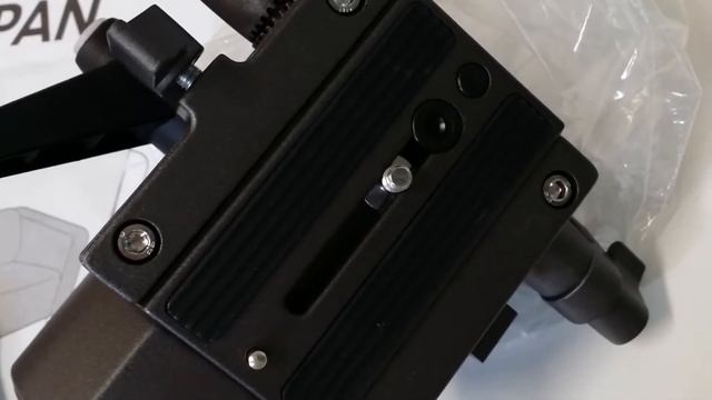 Unboxing AmazonBasics - Cavalletto Treppiede per videocamera смотреть онлайн