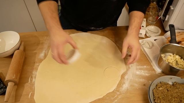 "Najlepsze na świecie pierogi Solejukowej" czyli ogromne oczekiwania | 'Ni mom pojęcia co robię' смотреть онлайн