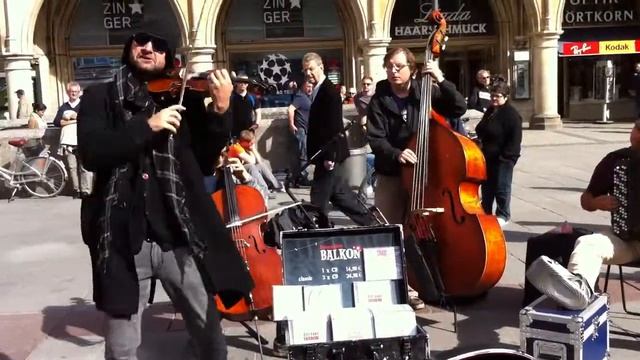 Konnexion Balkon - La gazza ladra (Rossini) смотреть онлайн