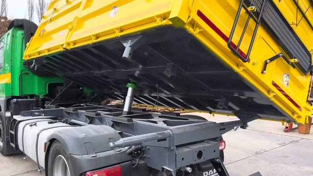 DAF тягач в самосвал. Найкраще вантажне авто для фермера. Переобладнання тягачів в самосвал зерново смотреть онлайн