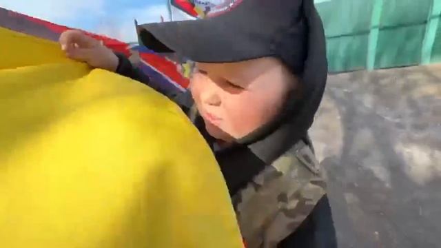 Новый символ Курской битвы — Сережа Боев! смотреть онлайн