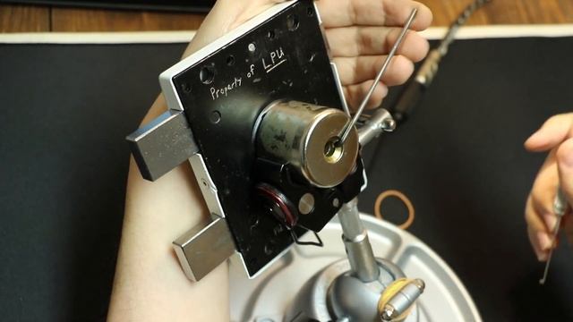 [L77a] Gerda Tytan ZX Lock - pick revisited - 360 degrees with bolt movement смотреть онлайн