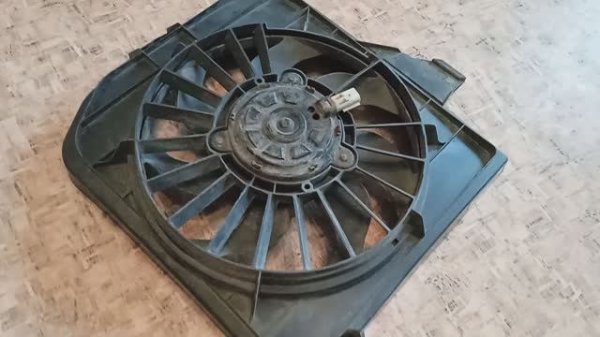 Ремонт вентилятора диффузора Dodge Caravan iV