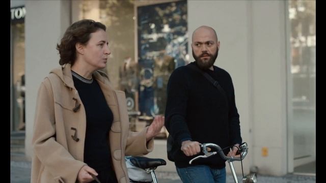 ICH WAR ZUHAUSE, ABER... - Kurzkritik смотреть онлайн