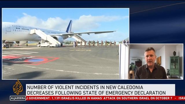 Macron visits New Caledonia as France deploys more troops amid unrest смотреть онлайн