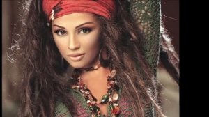 красавица Myriam Fares с песней Leih habibi