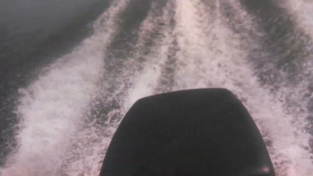 Vihor (Whirlwind/Vortex) Riptide 30 Вихрь-30 Outboard on water after carb float mods смотреть онлайн