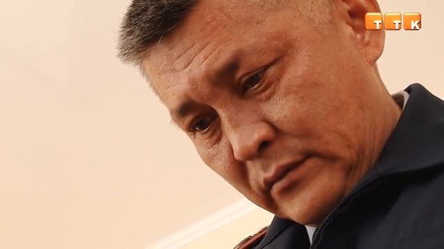 Таксиста дебошира ищут полицейские смотреть онлайн