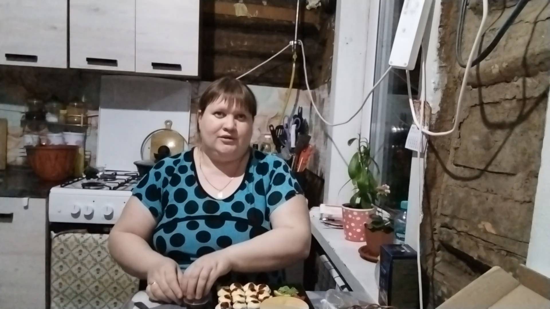 ПРОСТАЯ ЖИЗНЬ 45 //ОТЛИЧНЫЙ УЖИН //ПОЕЗДКА В КАТАЙСК ПО РАБОТЕ// У НАС ЧАЕПИТИЕ С МУЖЕМ// смотреть онлайн