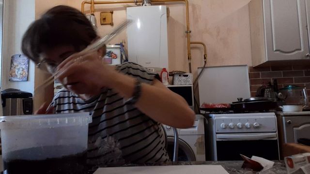 Испекла новый Хлеб🍞без дрожжей, Посадила новые Семена на Рассаду, поболтали с вами ответила на к смотреть онлайн