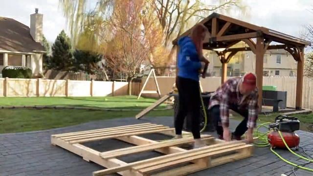 Building a pallet bed frame pt.3 смотреть онлайн