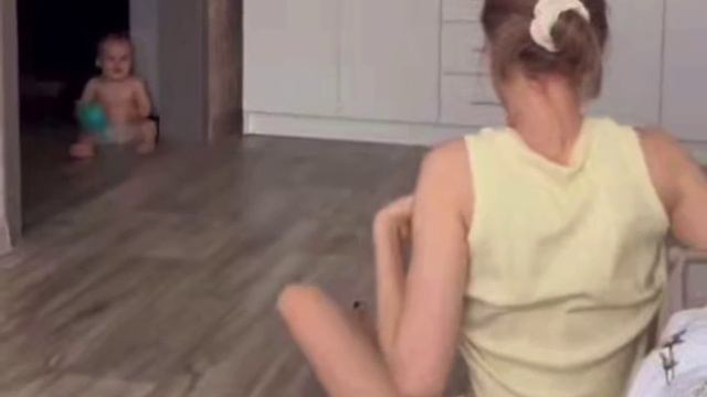 Слабость мужчин 😁 #shorts #shortvideo смотреть онлайн