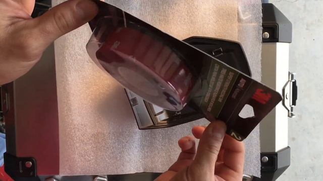 R1200GSA GAS TANK PAD смотреть онлайн