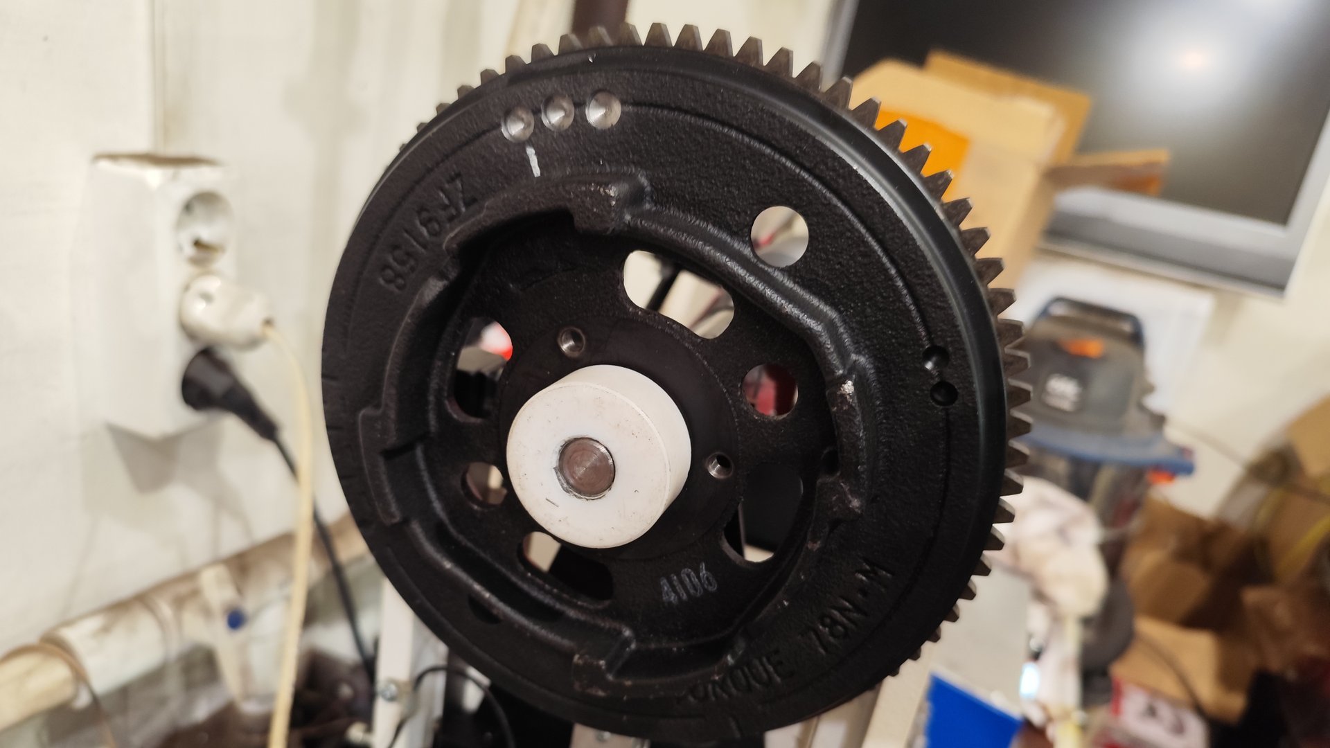 Балансировка маховика лодочного мотора смотреть онлайн