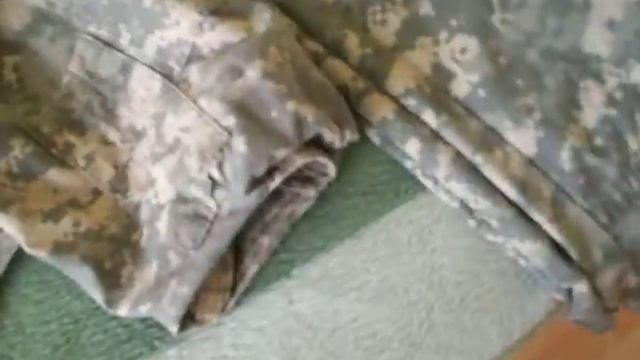 U.S. Army ACU Uniform/Uniforme ACU del ejercito americano смотреть онлайн