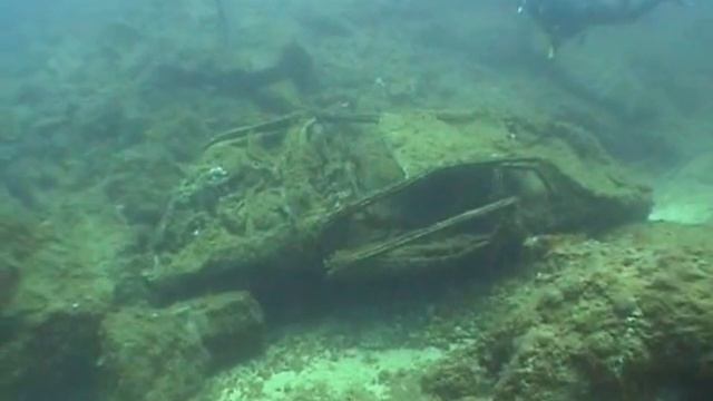 Underwater Car Cemetery смотреть онлайн