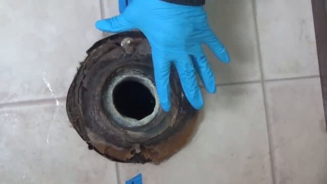Anyone Can Fix a Leaky Toilet смотреть онлайн