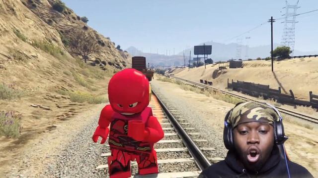 CAN LEGO SUPERHEROES STOP The TRAIN In GTA 5 ? (GTA 5 MODS)